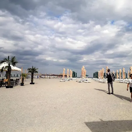 Economy Cozy 2br Apartment, Ciresica, At Mamaia Entry Constanta